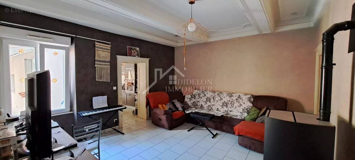 Appartement à THIAUCOURT-REGNIEVILLE