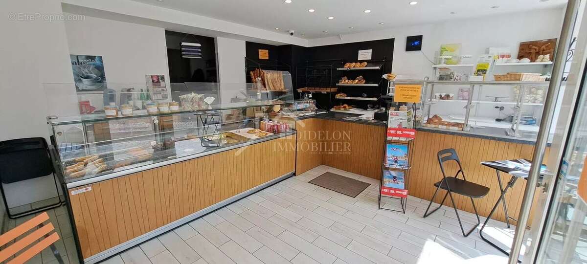 Commerce à THIAUCOURT-REGNIEVILLE