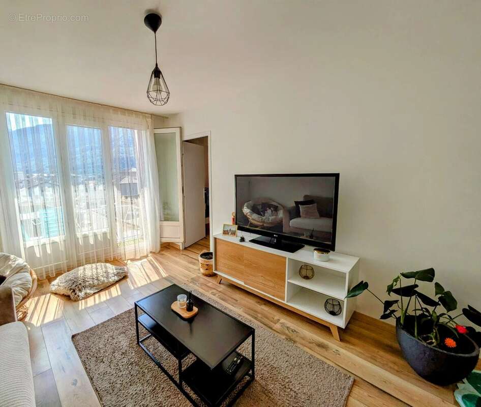 Appartement à ALBERTVILLE