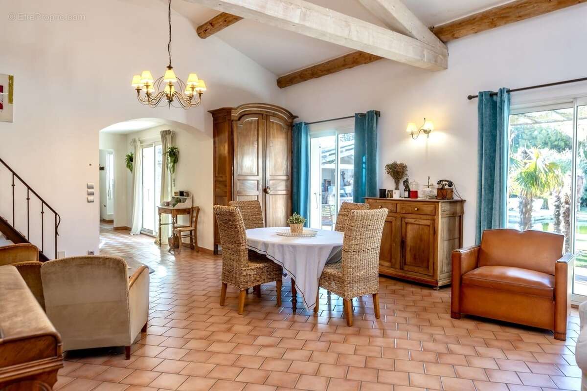 Maison à ROMANS-SUR-ISERE