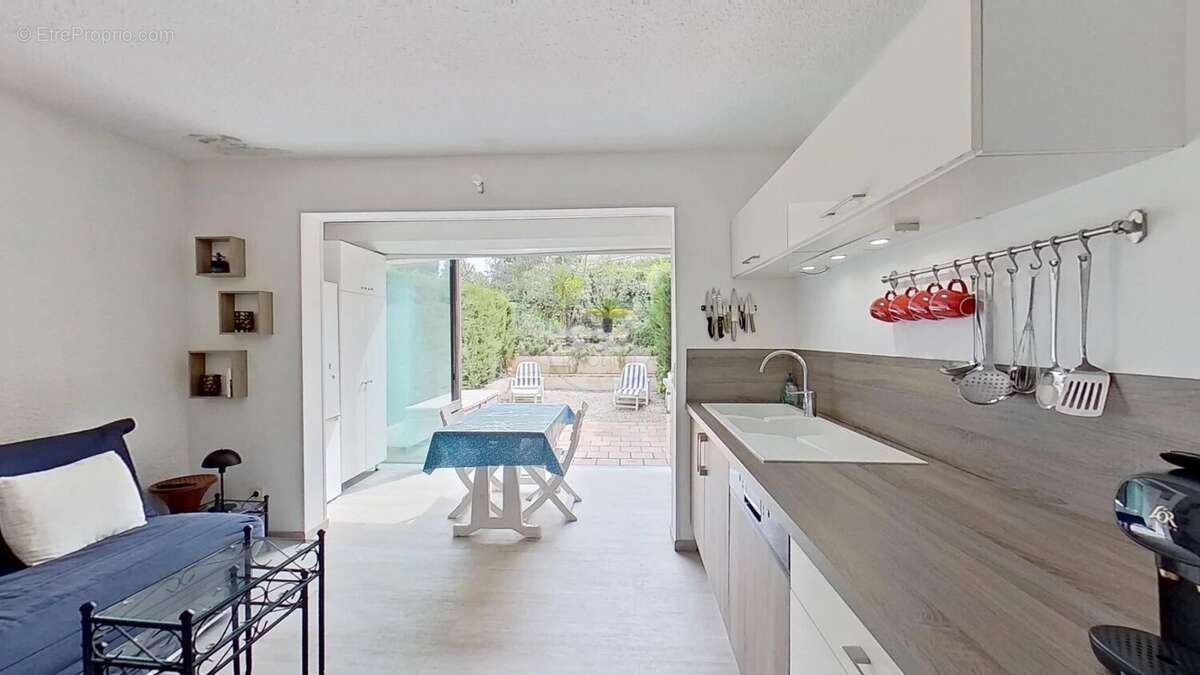 Appartement à FREJUS