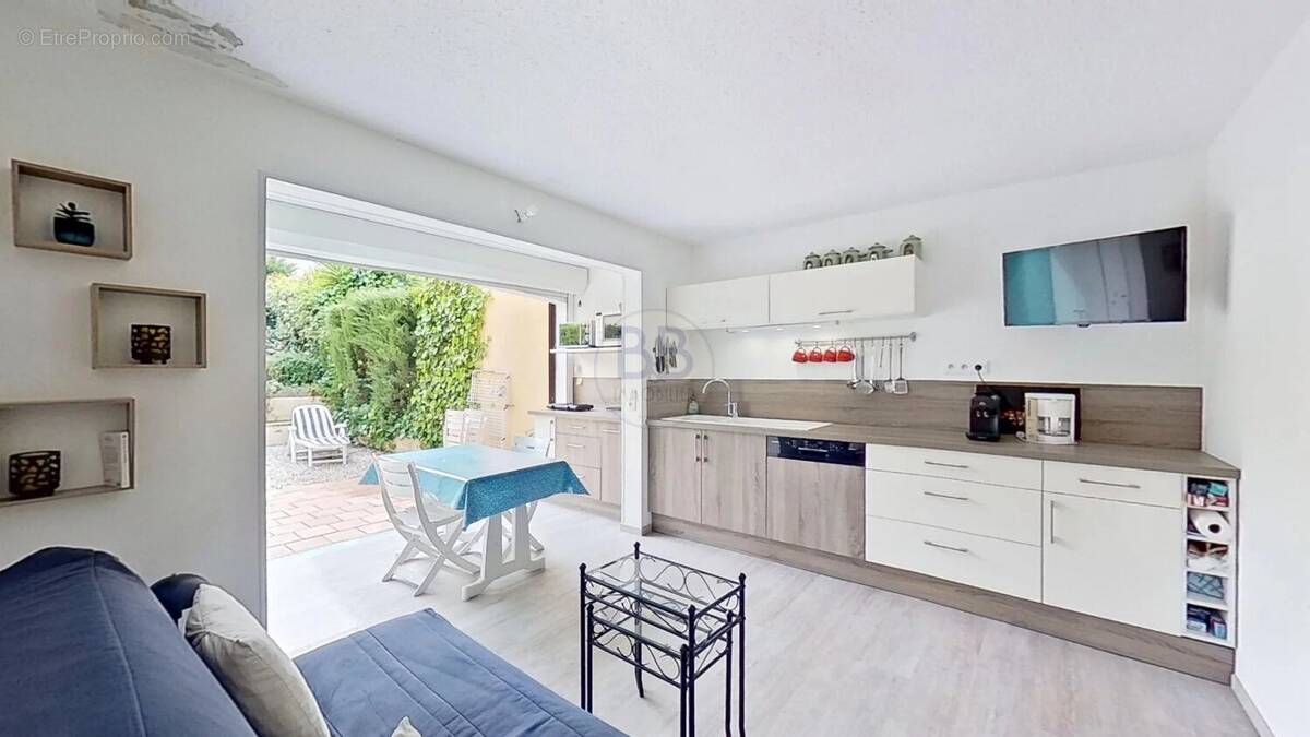 Appartement à FREJUS