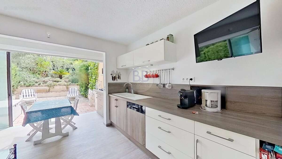Appartement à FREJUS