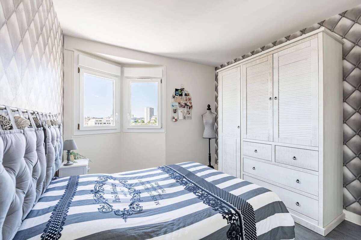 Appartement à COLOMBES