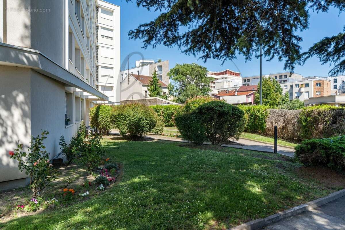 Appartement à COLOMBES