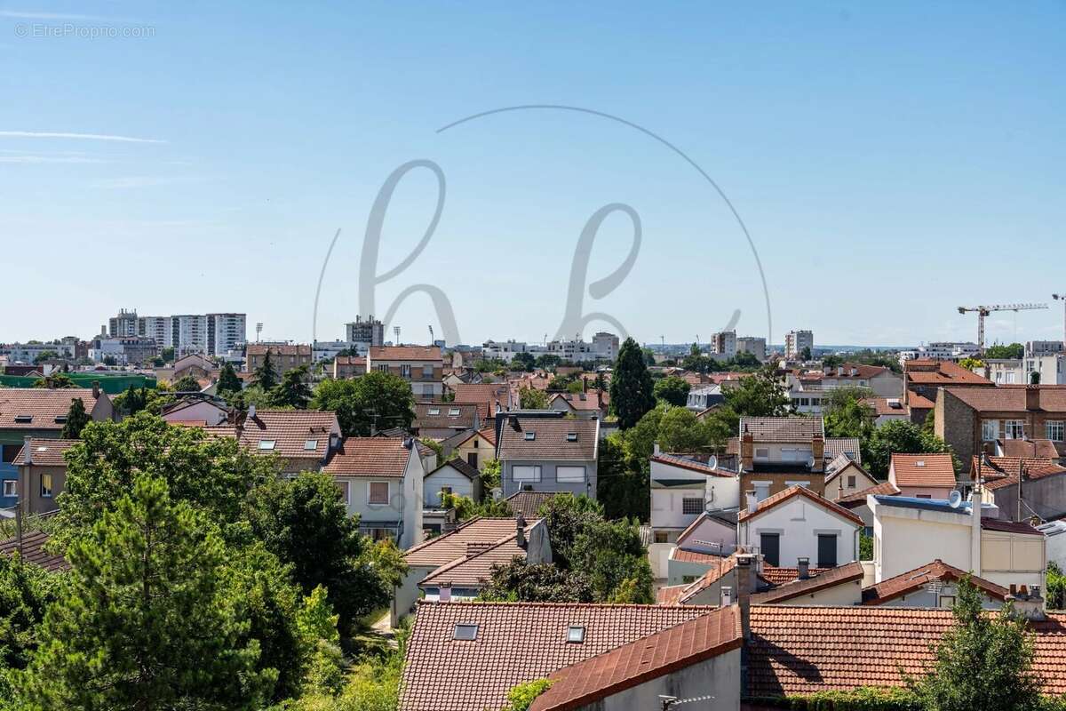 Appartement à COLOMBES