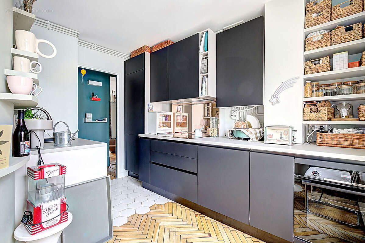 Appartement à PARIS-18E