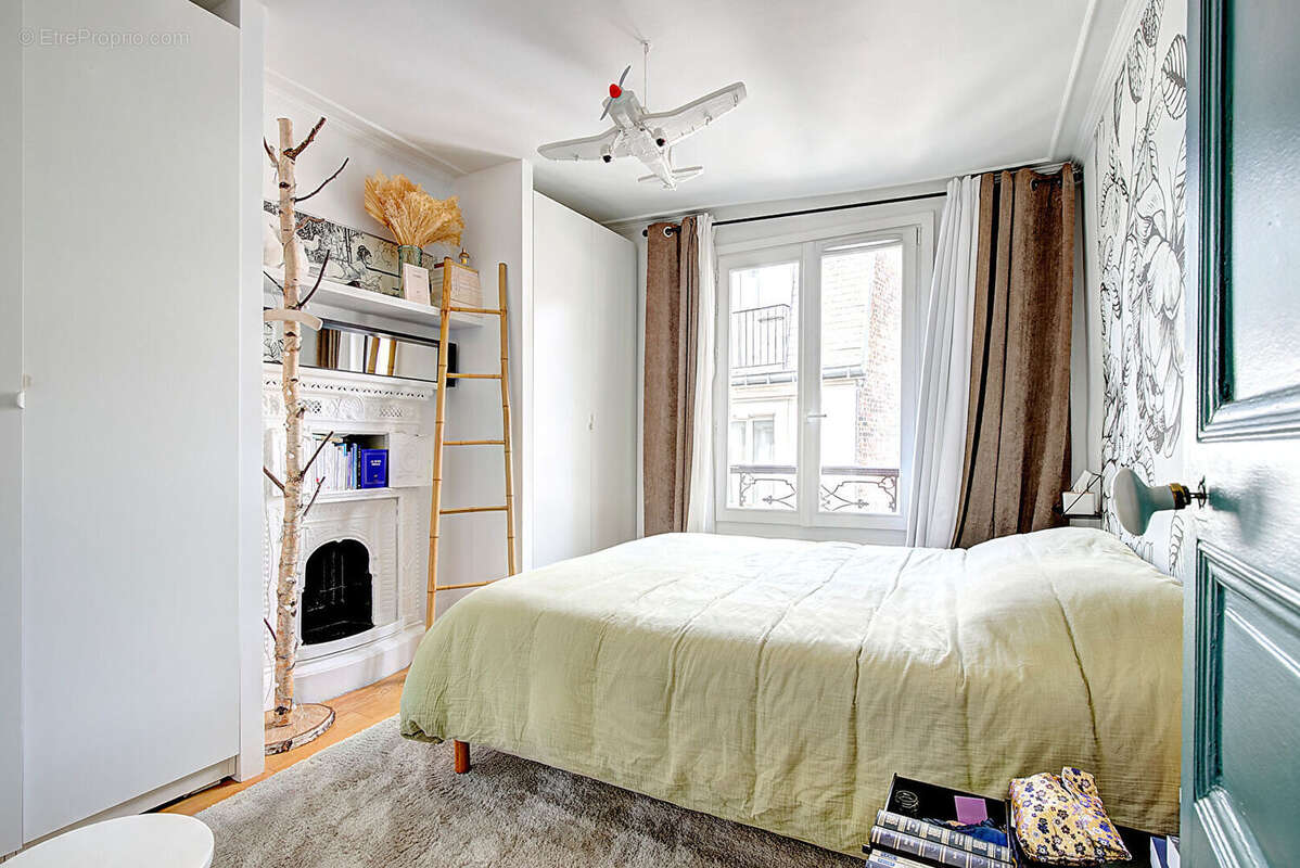 Appartement à PARIS-18E