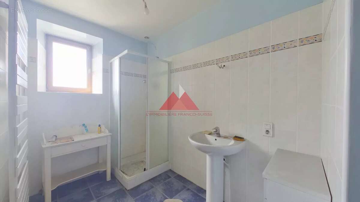 Maison à VALEMPOULIERES