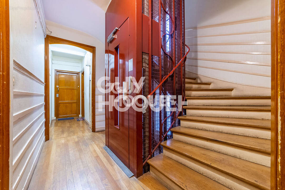 Appartement à ASNIERES-SUR-SEINE