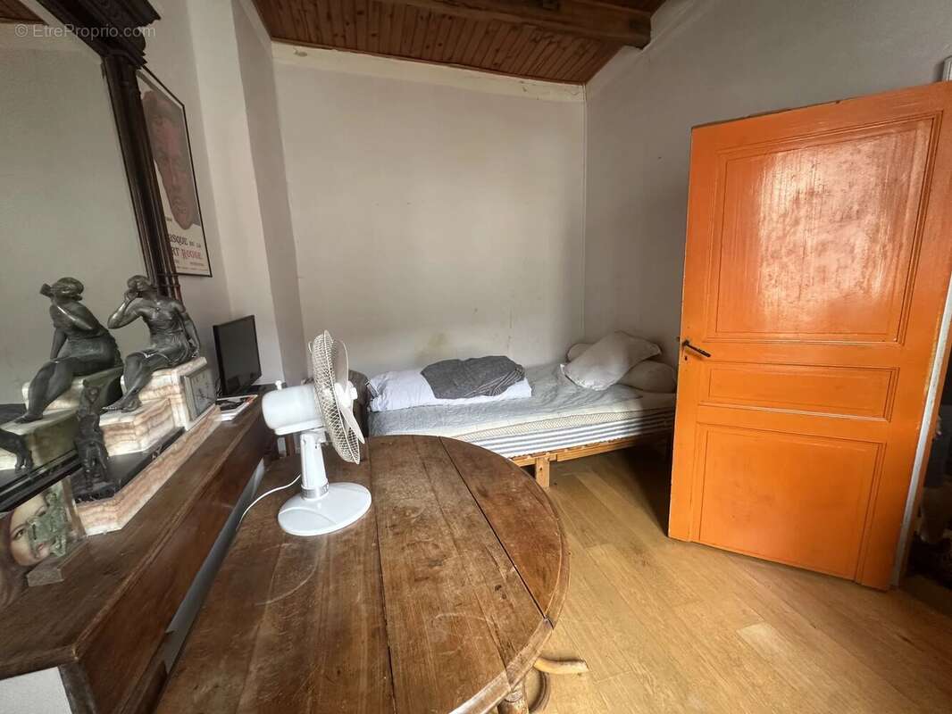 Maison à PUYLAROQUE