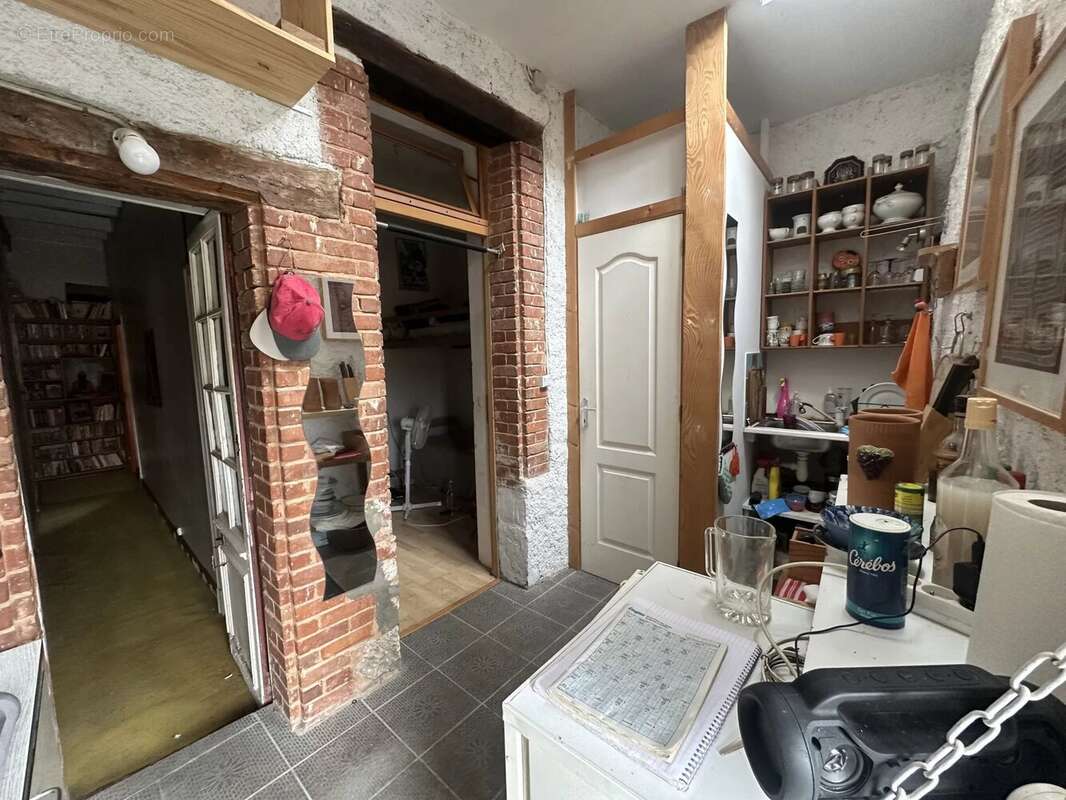 Maison à PUYLAROQUE