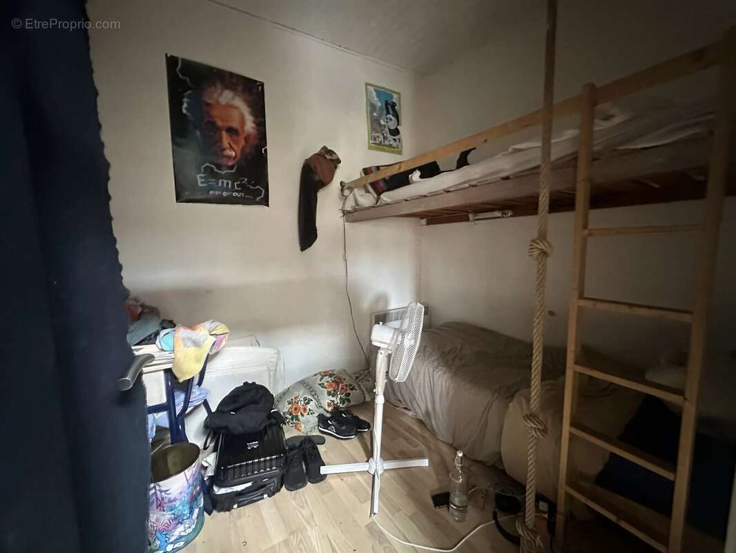 Maison à PUYLAROQUE