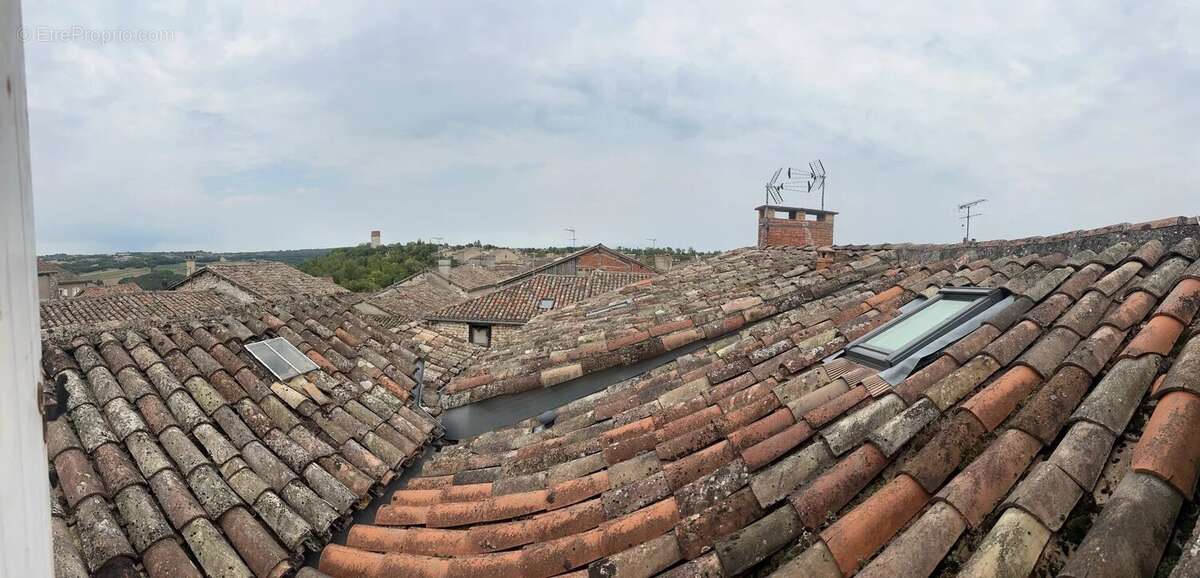 Maison à PUYLAROQUE