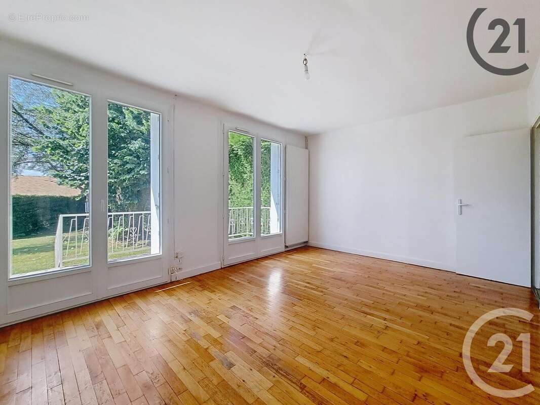 Maison à SOISY-BOUY