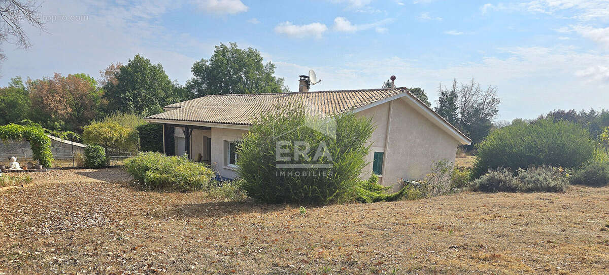 Maison à MONTPON-MENESTEROL