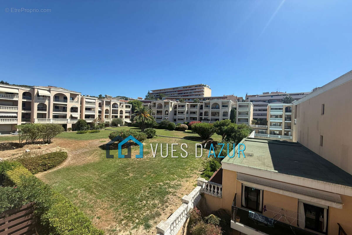 Appartement à LE CANNET