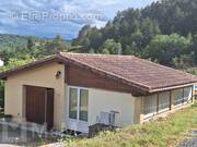 Commerce à MONTAZELS