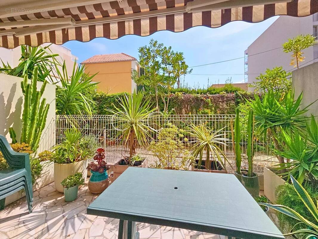 Appartement à CANNES