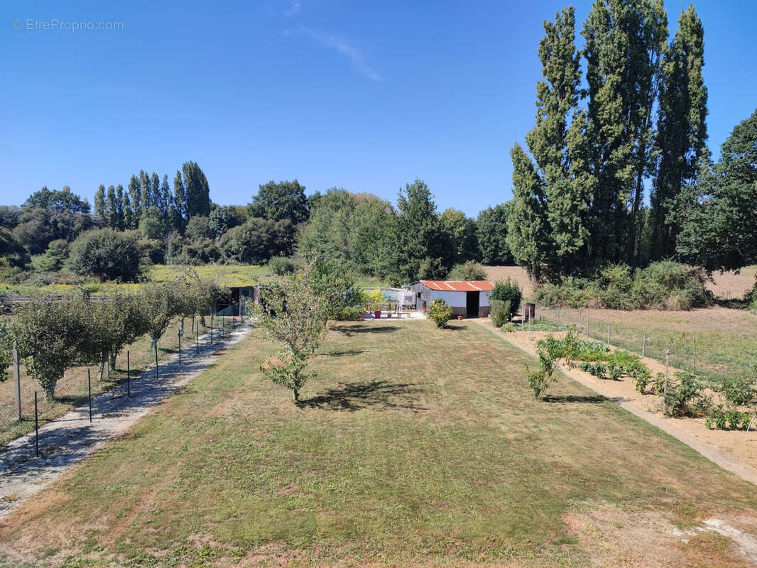 Maison à VENDRENNES