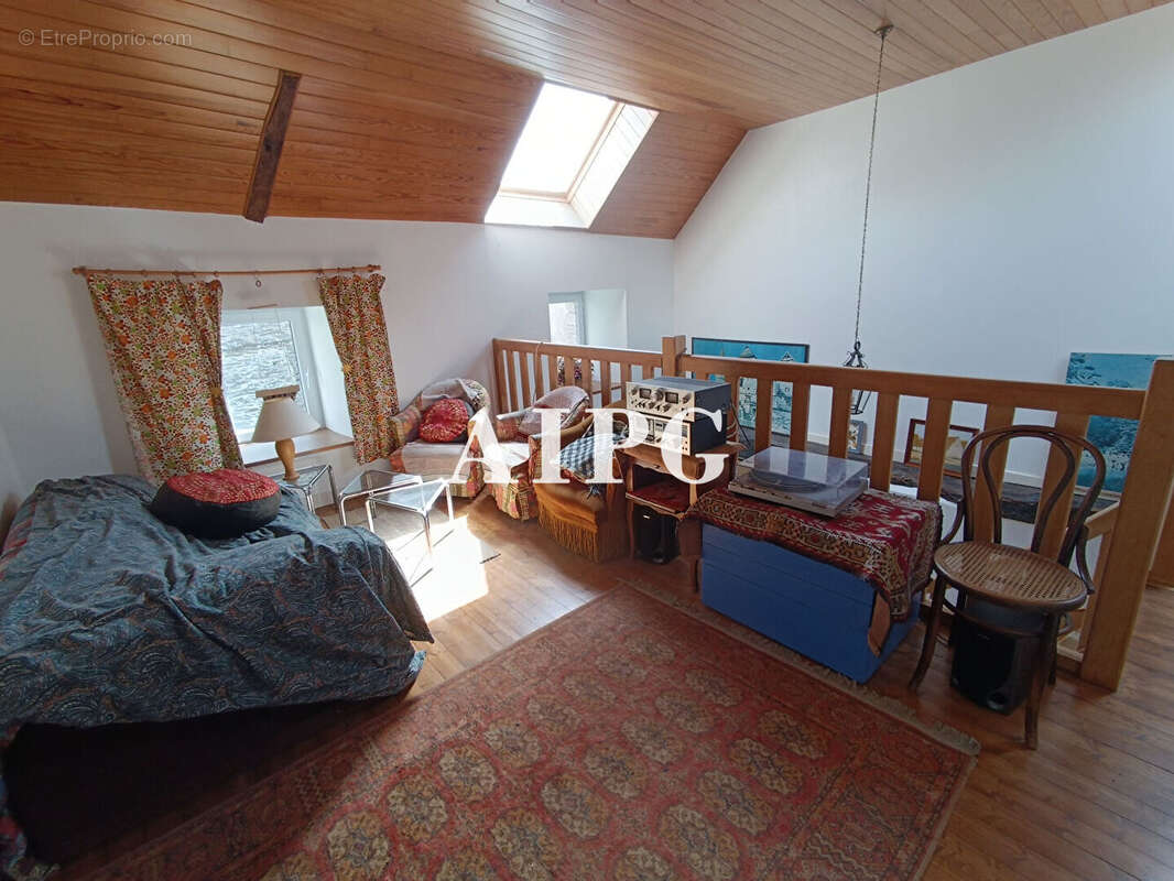 Maison à PLUSSULIEN