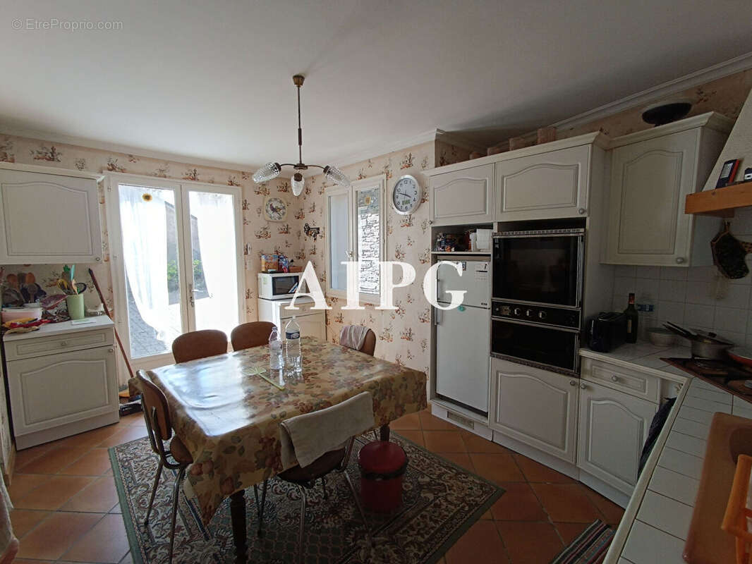 Maison à PLUSSULIEN