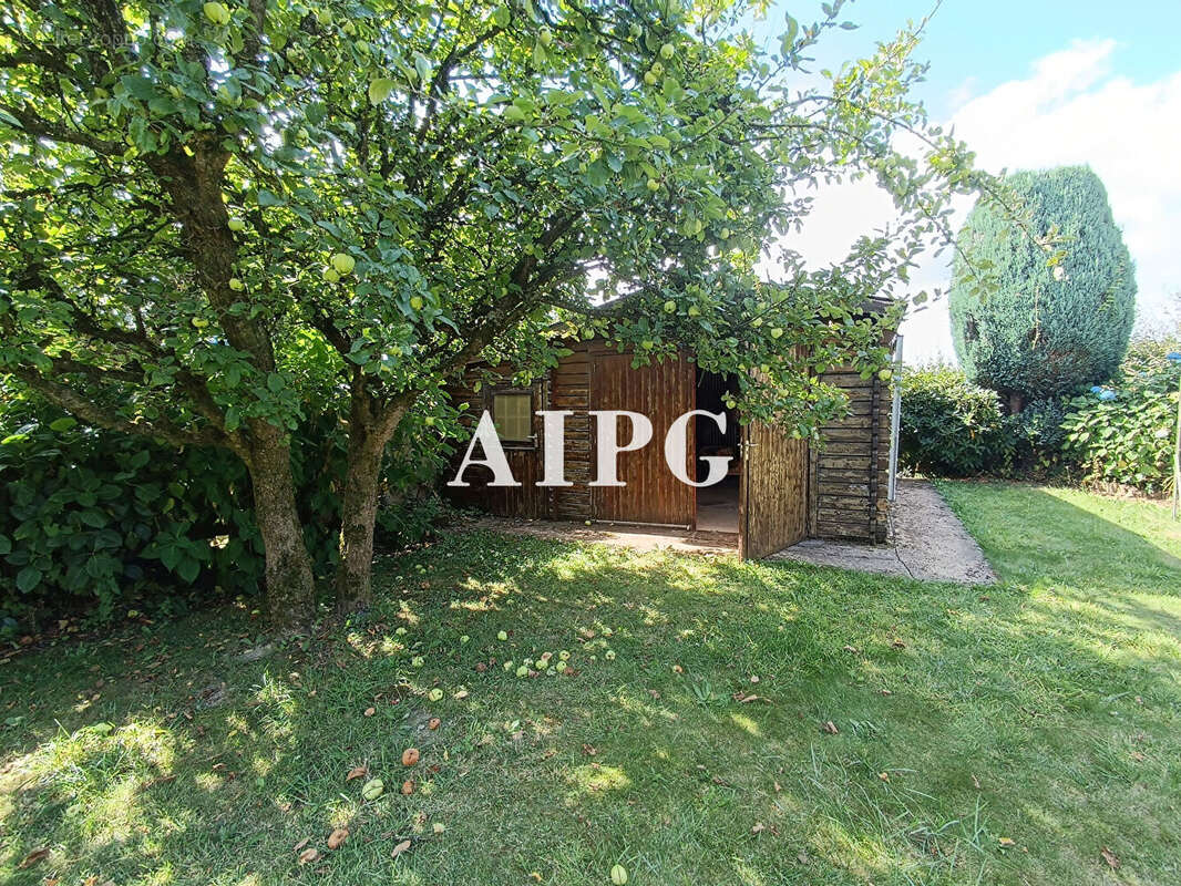 Maison à PLUSSULIEN