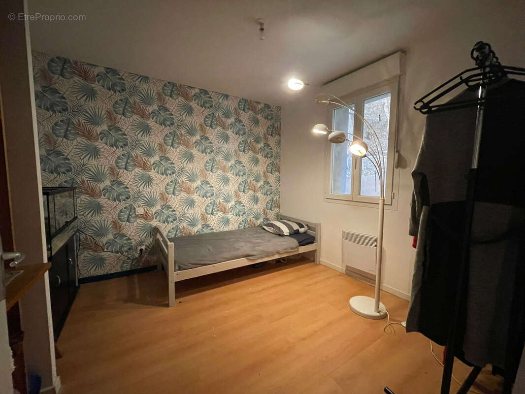 Appartement à SAINT-LAURENT-DE-LA-SALANQUE