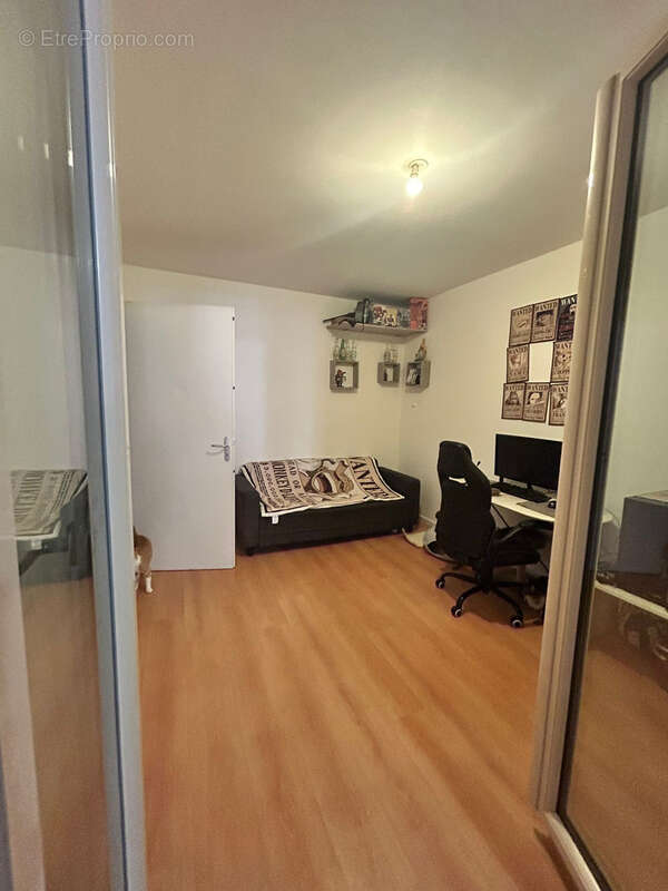 Appartement à SAINT-LAURENT-DE-LA-SALANQUE