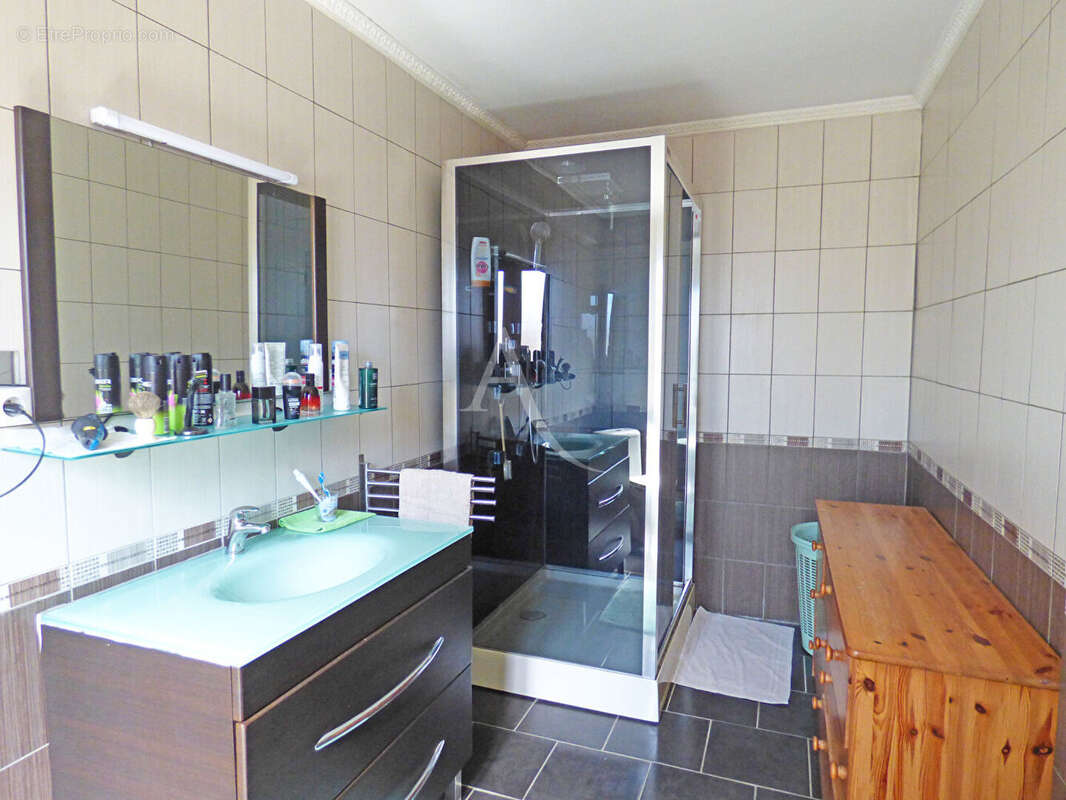 Maison à NEUILLY-SUR-MARNE