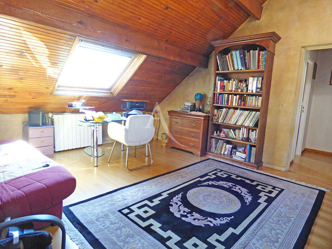 Maison à NEUILLY-SUR-MARNE