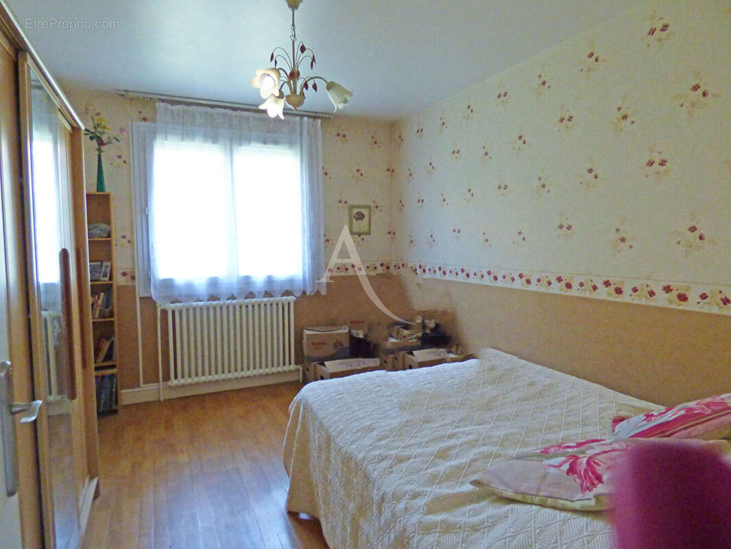 Maison à NEUILLY-SUR-MARNE