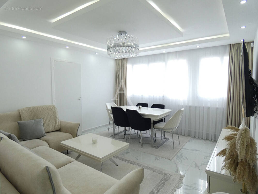 Appartement à NEUILLY-SUR-MARNE