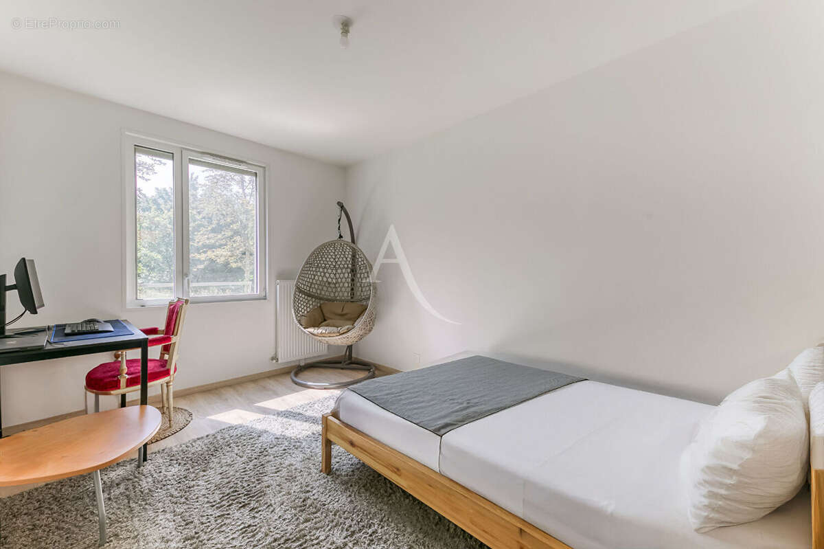 Appartement à BUSSY-SAINT-GEORGES