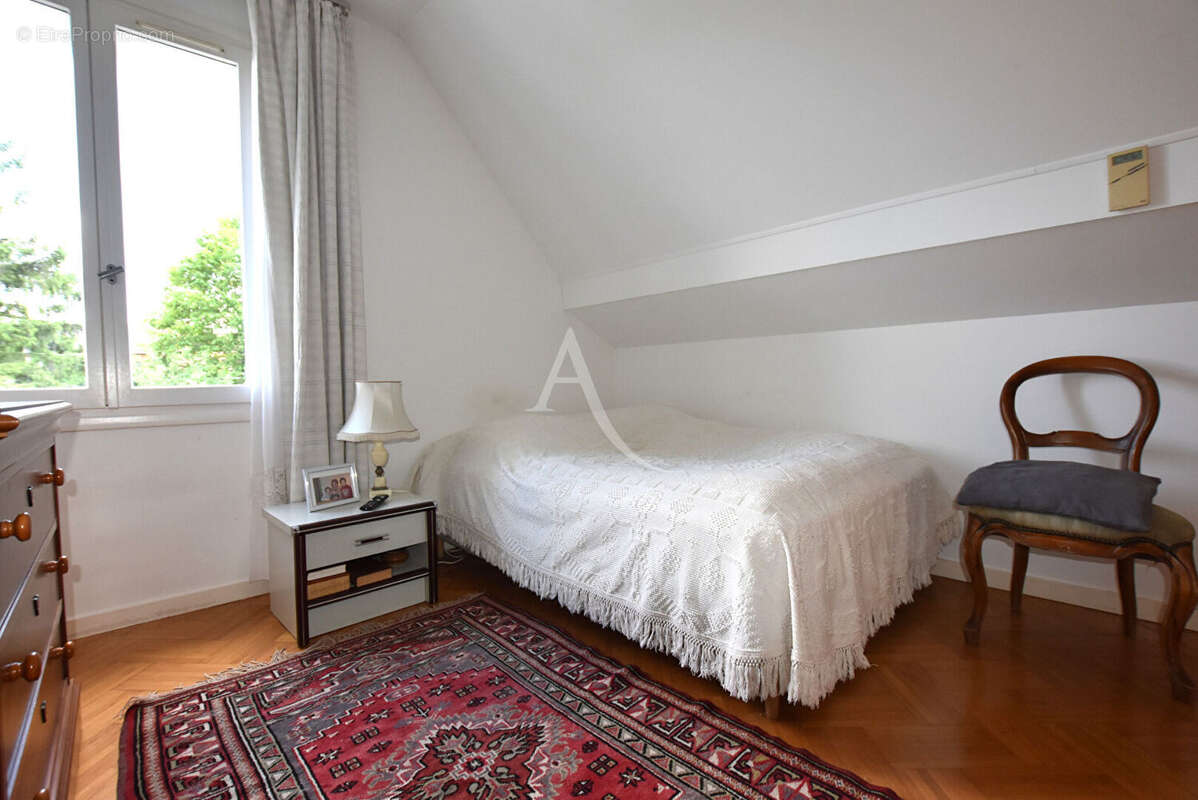 Maison à COMBS-LA-VILLE