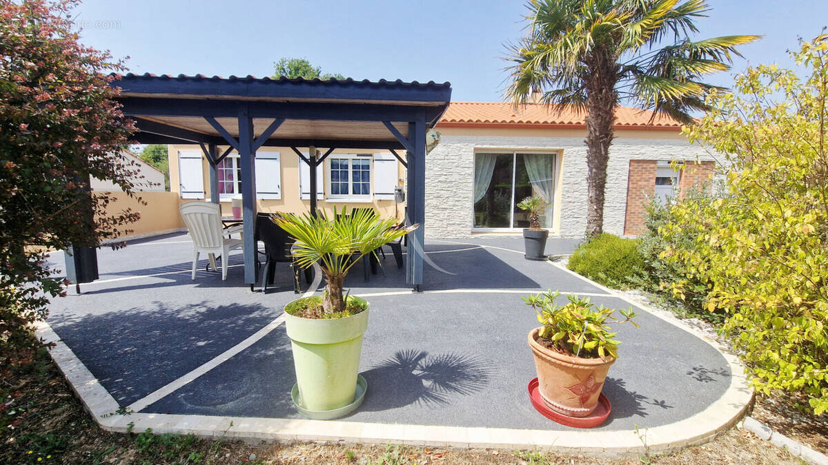 Maison à TALMONT-SAINT-HILAIRE