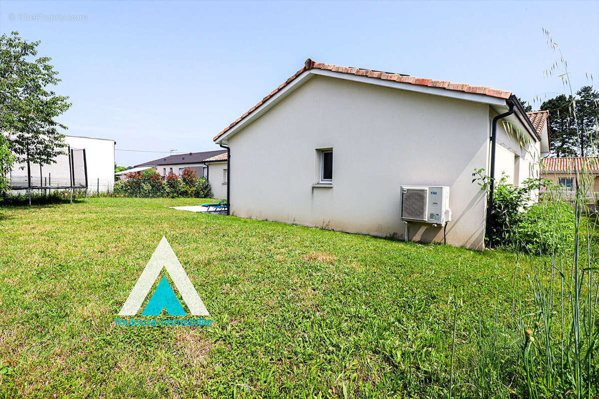 Maison à CASTELGINEST