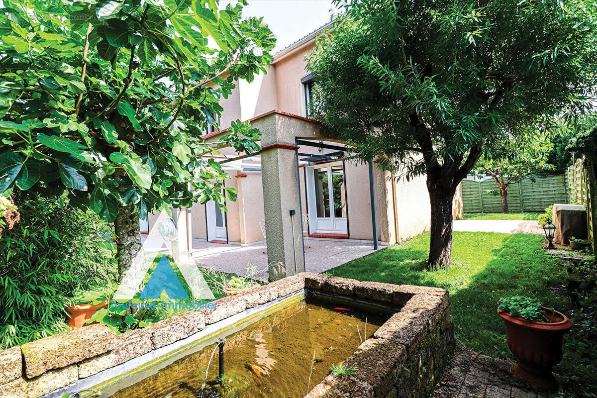 Maison à RAMONVILLE-SAINT-AGNE