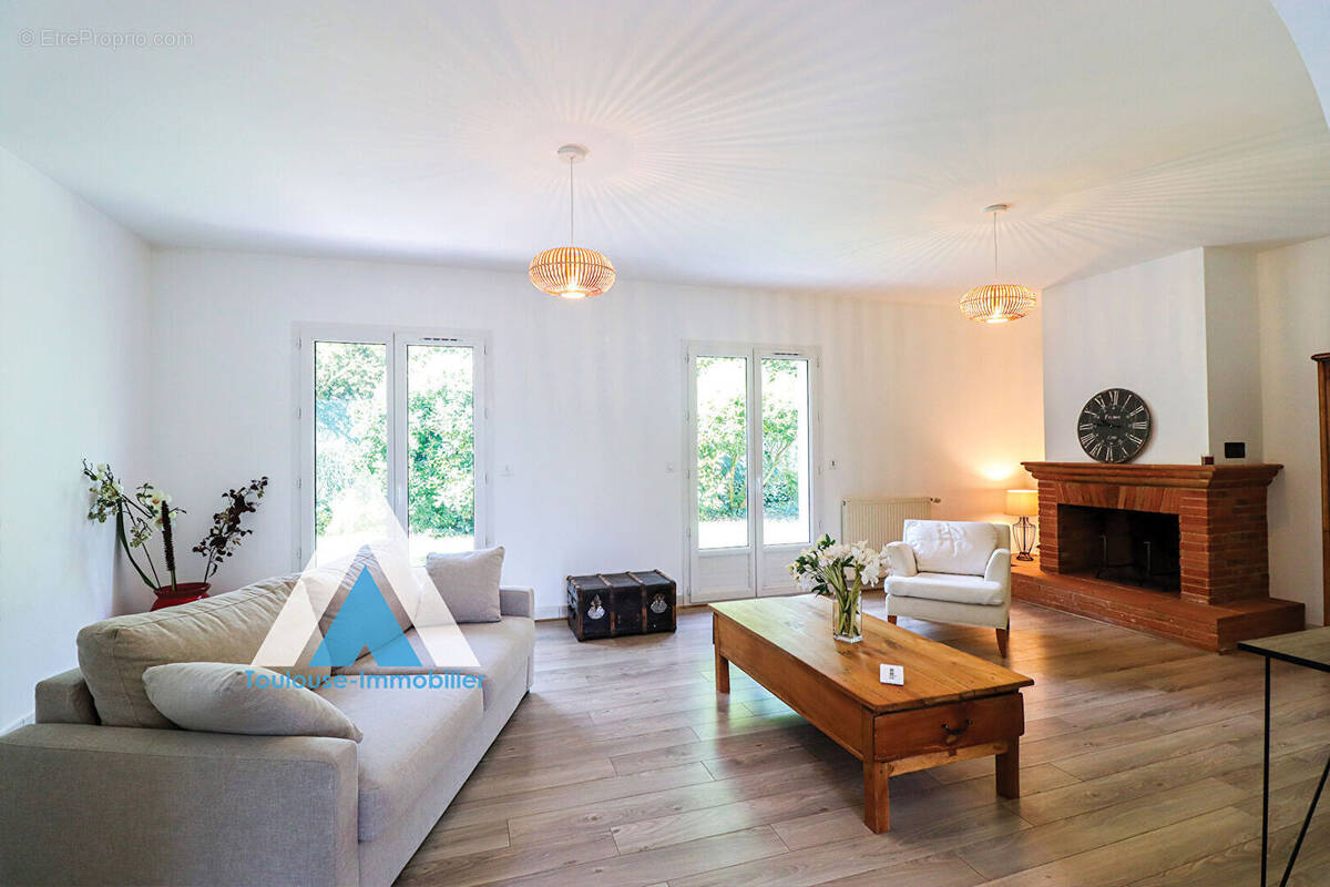 Maison à RAMONVILLE-SAINT-AGNE