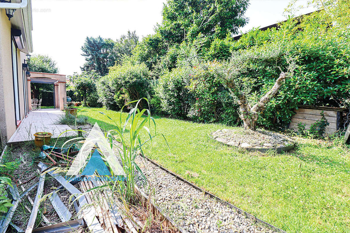 Maison à RAMONVILLE-SAINT-AGNE