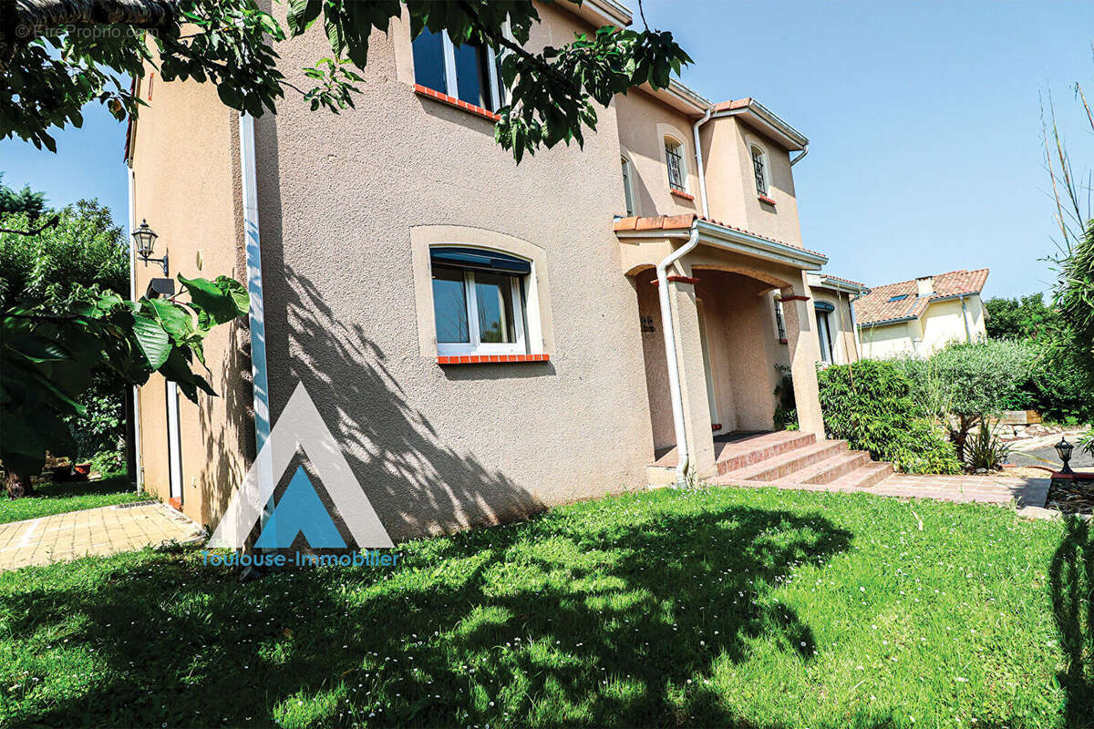 Maison à RAMONVILLE-SAINT-AGNE