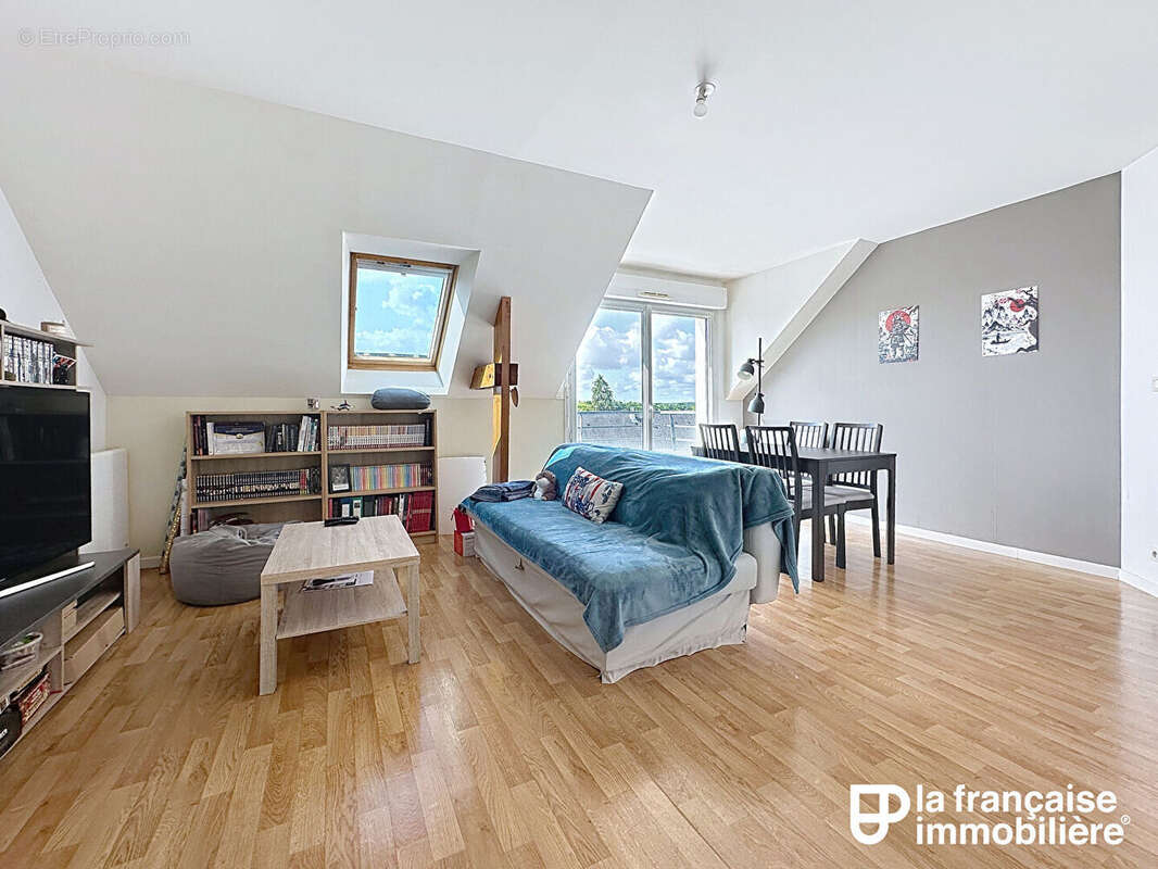 Appartement à JANZE