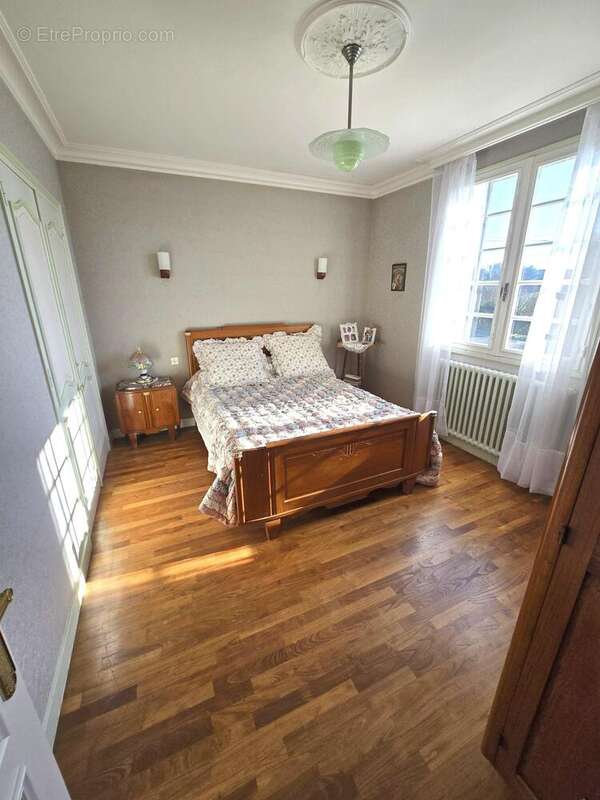 Maison à PLOUGUENAST