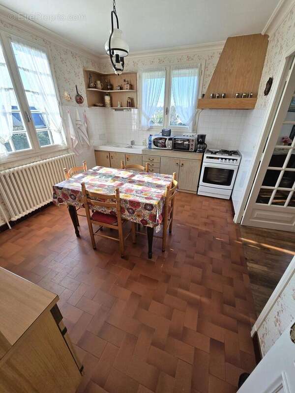 Maison à PLOUGUENAST