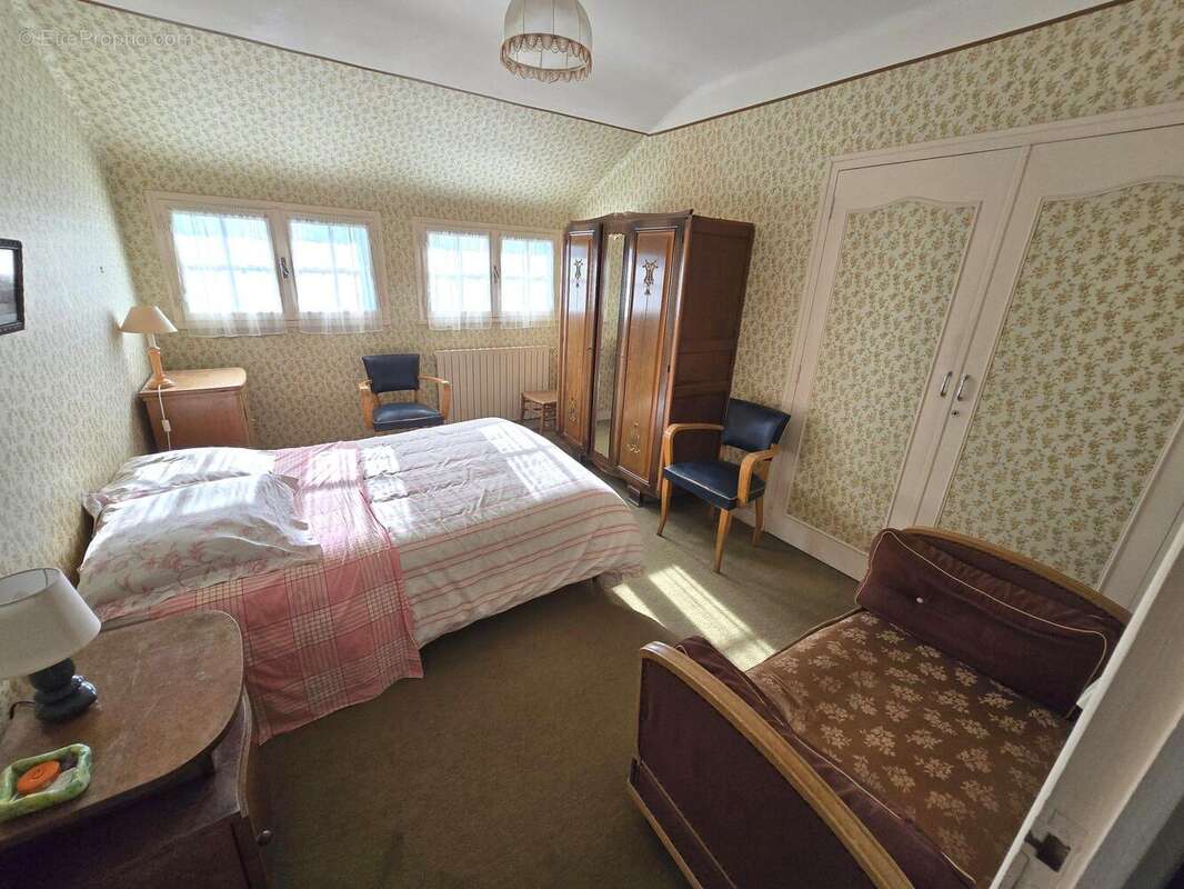 Maison à PLOUGUENAST