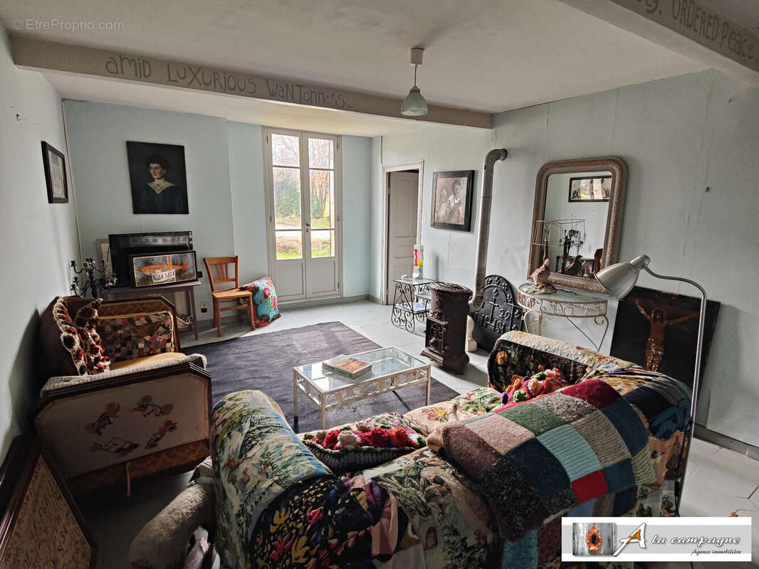 Maison à SAINT-PRIEST