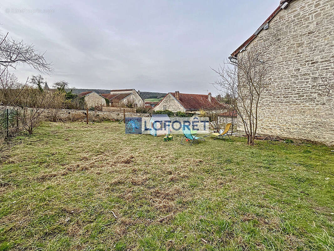 Maison à CIRFONTAINES-EN-AZOIS