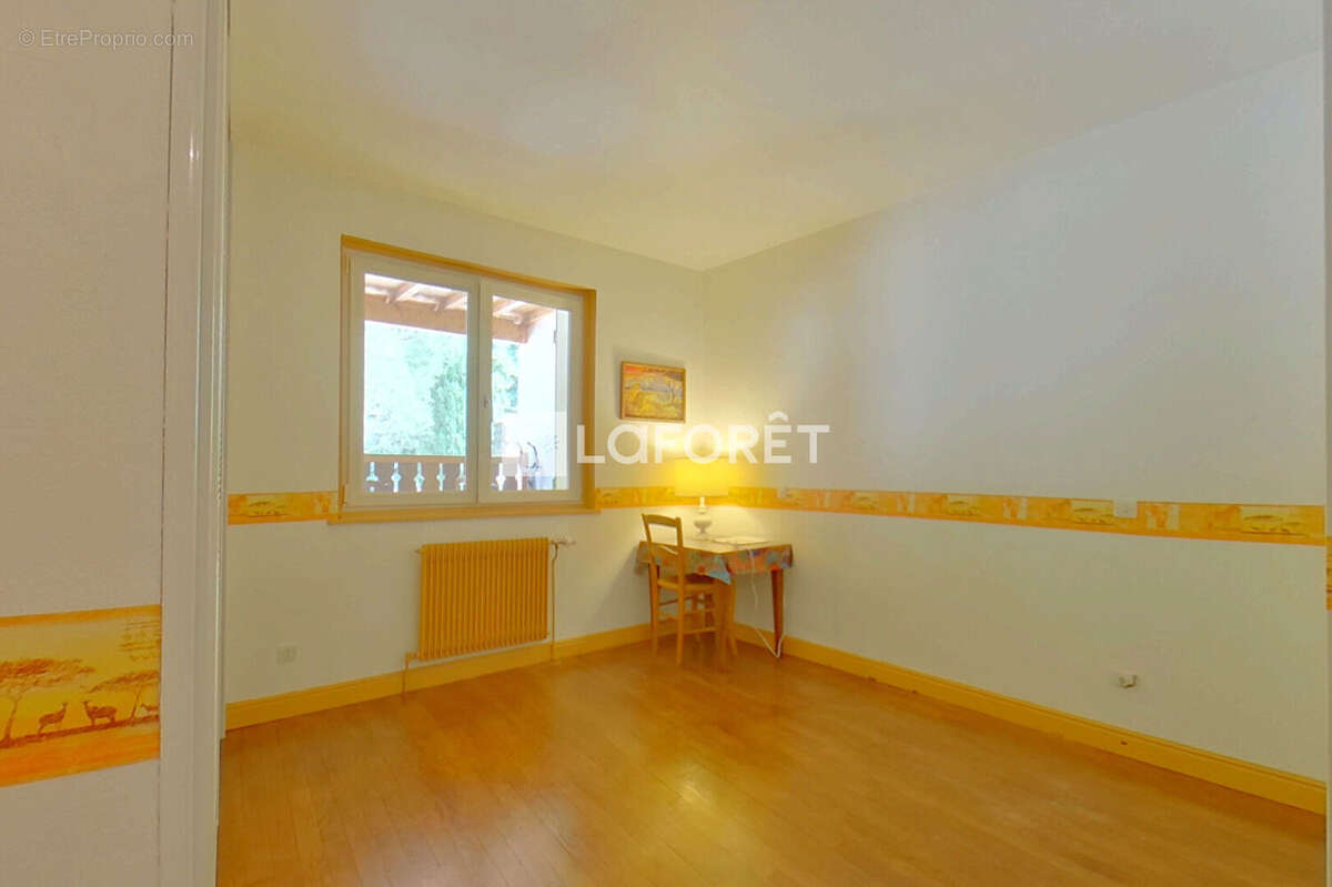 Maison à SAINT-MARTIN-DU-MONT