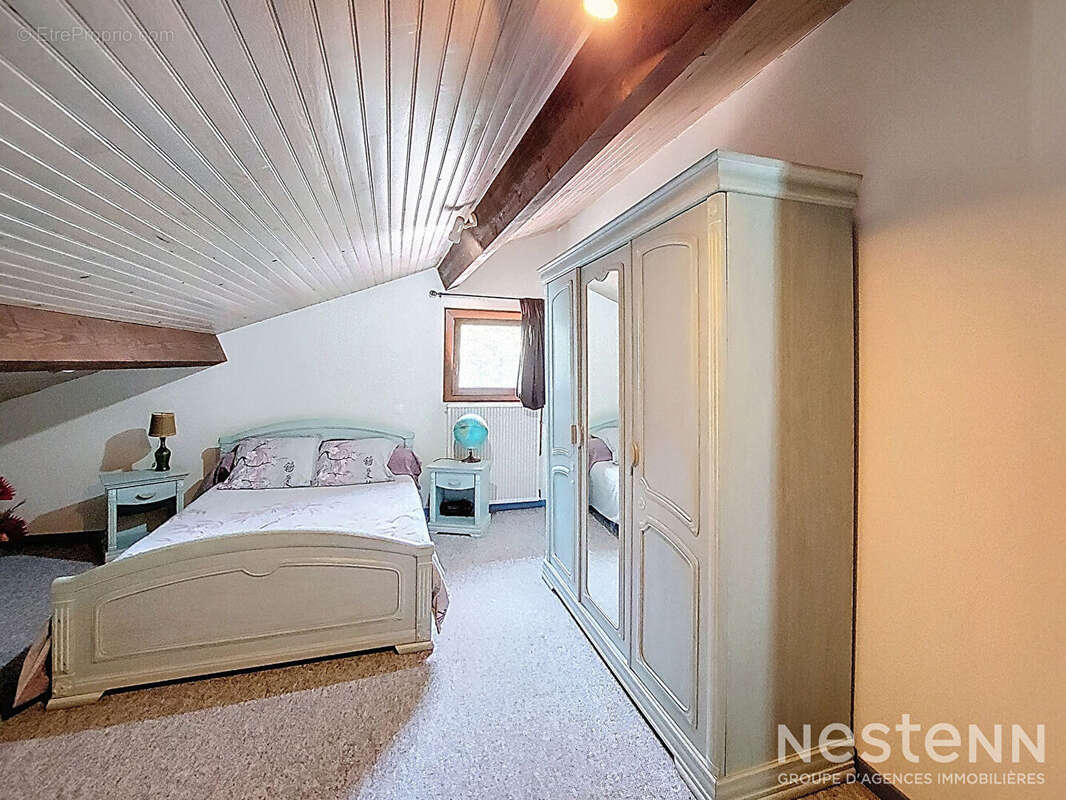 Maison à SAINTE-MAURE-DE-PEYRIAC