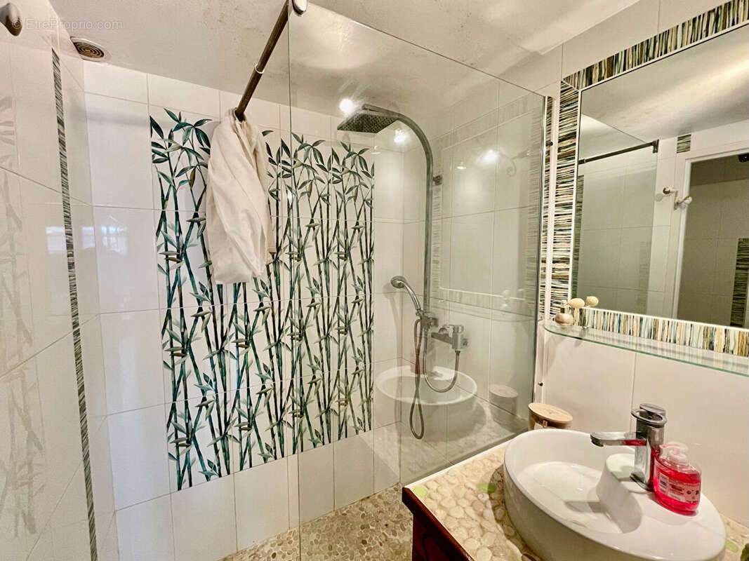 Maison à FORCALQUEIRET